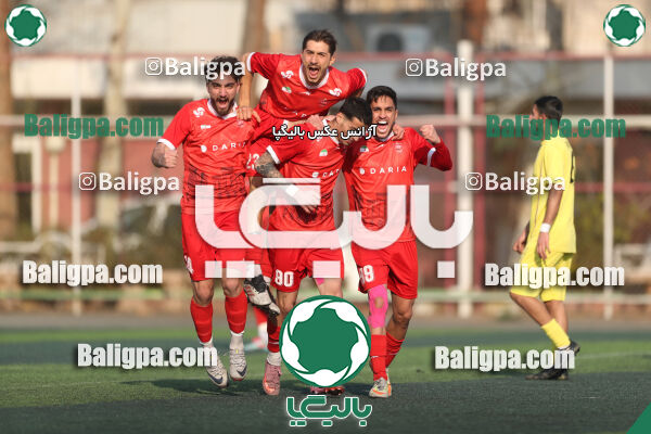 پرسپولیس 2–1 هوادار