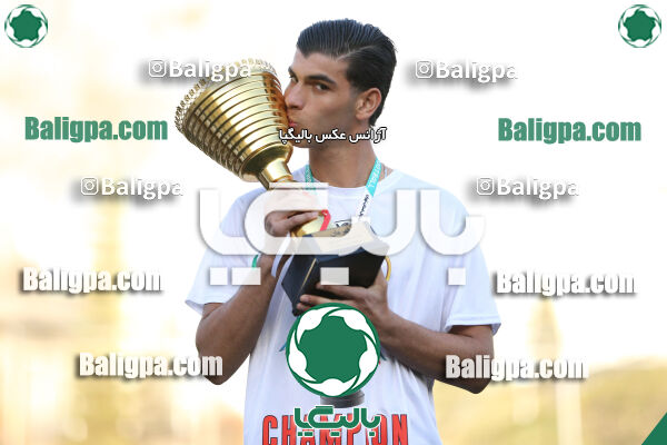 ایساتیس 1–9 شاهین