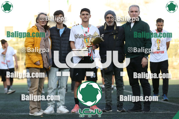 ایساتیس 1–9 شاهین
