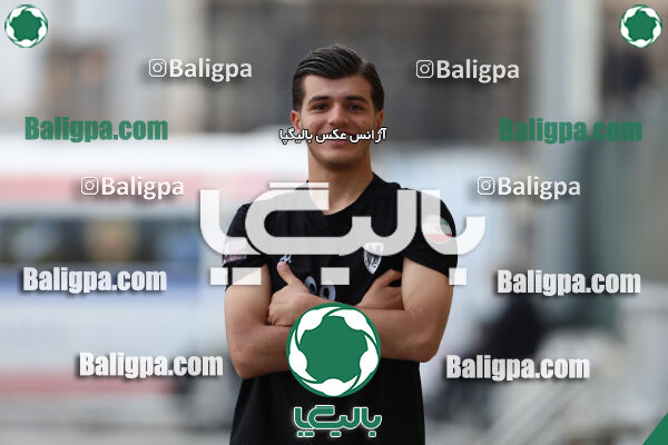 ایساتیس 1–9 شاهین