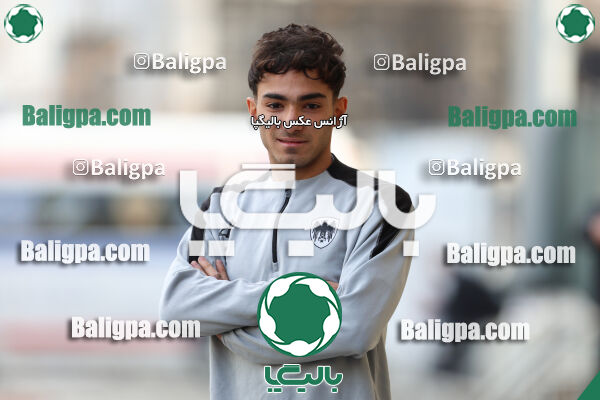 ایساتیس 1–9 شاهین