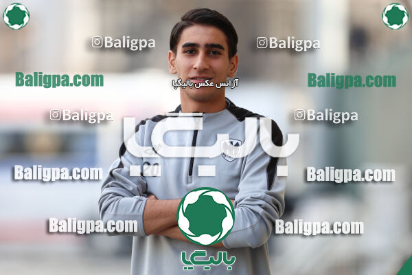 ایساتیس 1–9 شاهین