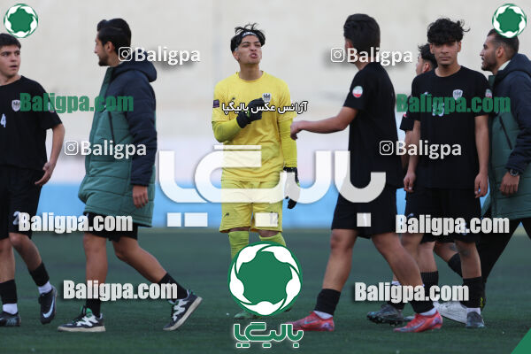 ایساتیس 1–9 شاهین