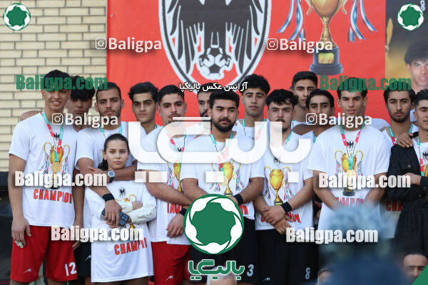 ایساتیس 1–9 شاهین