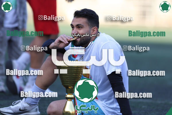 ایساتیس 1–9 شاهین