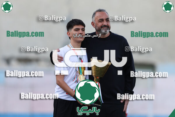 ایساتیس 1–9 شاهین
