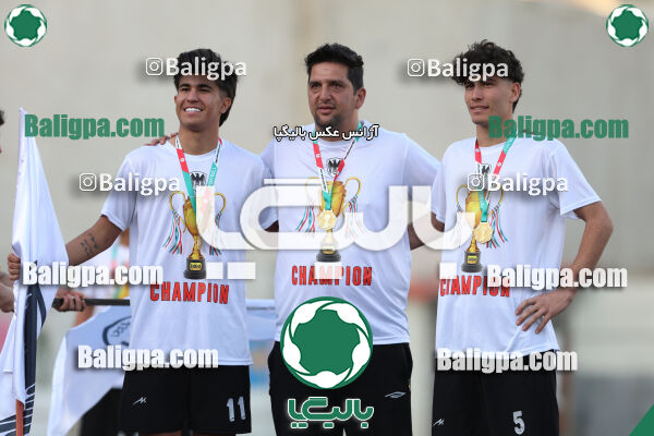 ایساتیس 1–9 شاهین