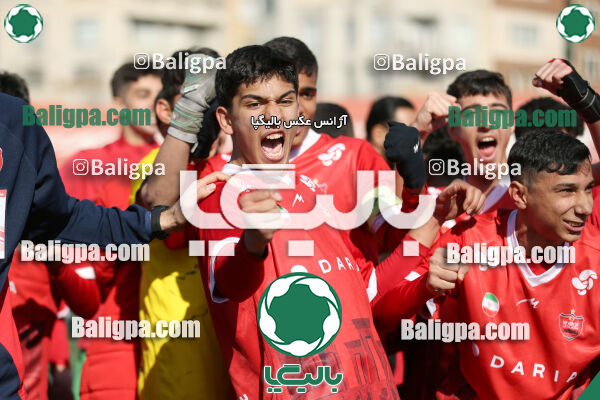 پرسپولیس 2–2 پیکان