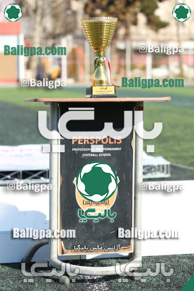 پرسپولیس 2–2 پیکان