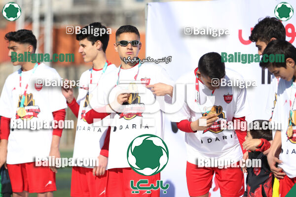 پرسپولیس 2–2 پیکان