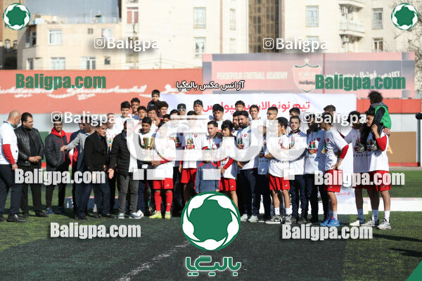 پرسپولیس 2–2 پیکان