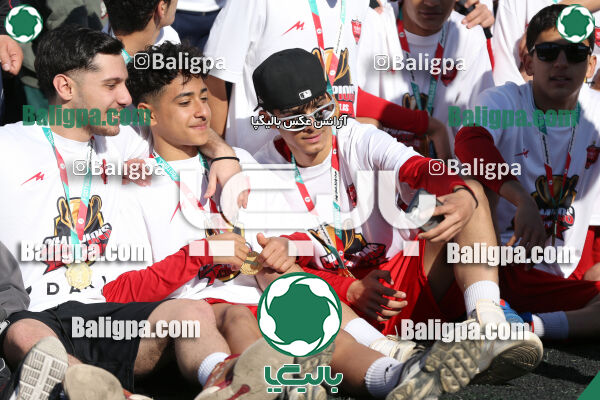 پرسپولیس 2–2 پیکان
