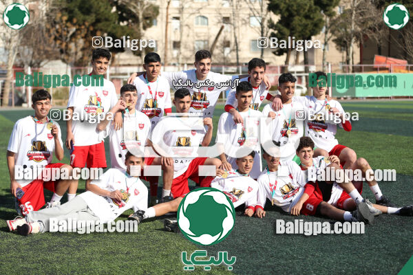 پرسپولیس 2–2 پیکان