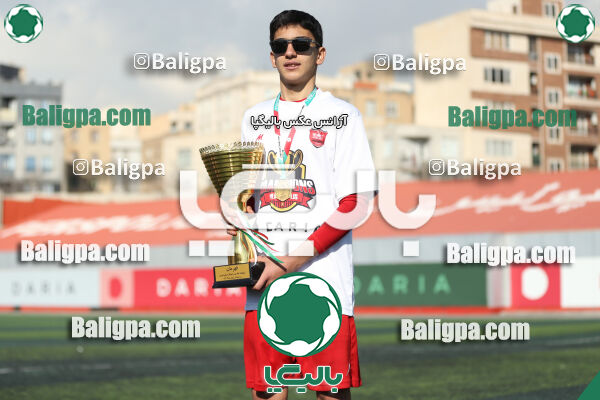 پرسپولیس 2–2 پیکان