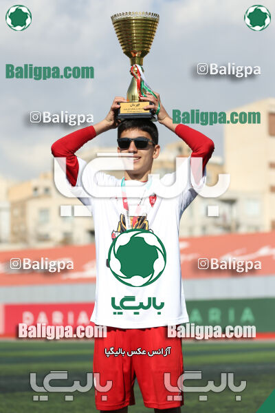 پرسپولیس 2–2 پیکان