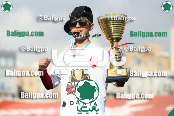 پرسپولیس 2–2 پیکان