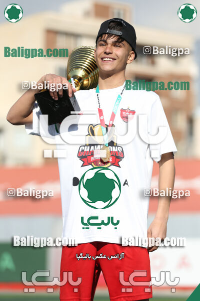 پرسپولیس 2–2 پیکان
