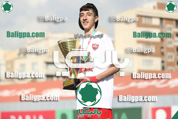 پرسپولیس 2–2 پیکان