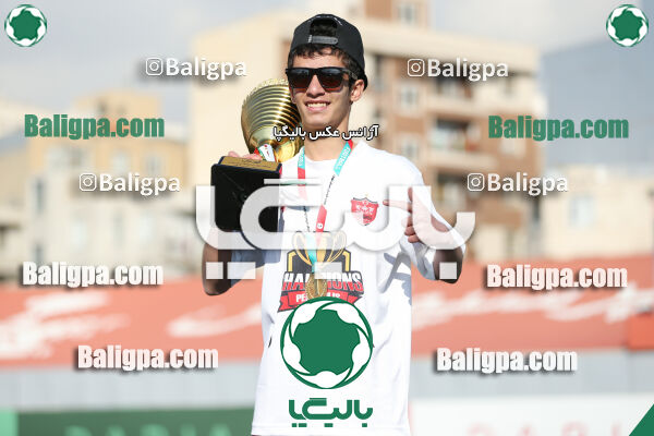 پرسپولیس 2–2 پیکان