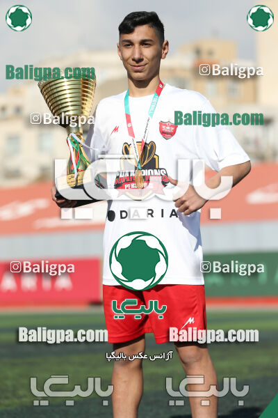 پرسپولیس 2–2 پیکان