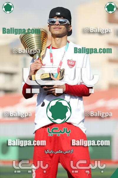 پرسپولیس 2–2 پیکان