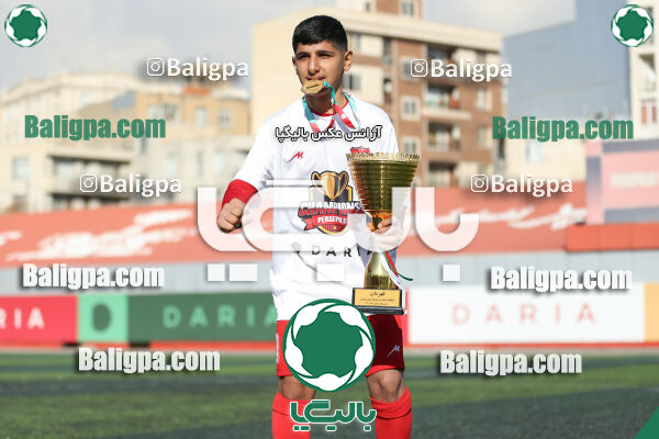 پرسپولیس 2–2 پیکان