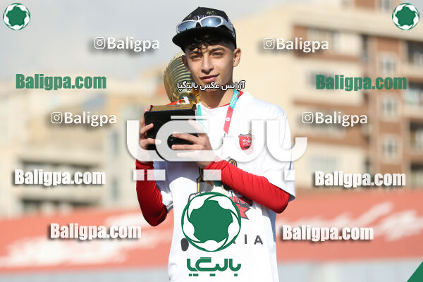 پرسپولیس 2–2 پیکان