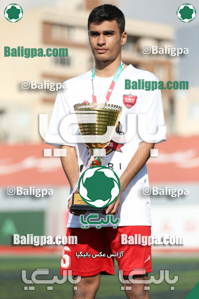 پرسپولیس 2–2 پیکان