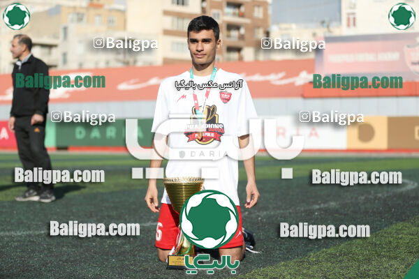 پرسپولیس 2–2 پیکان