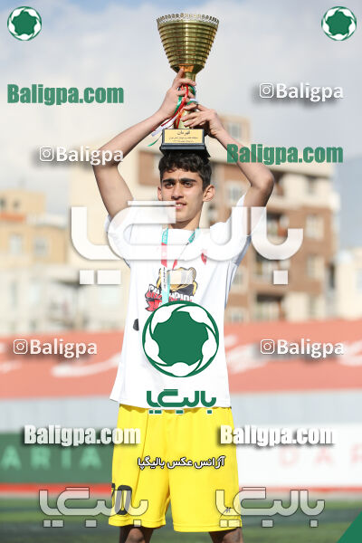 پرسپولیس 2–2 پیکان