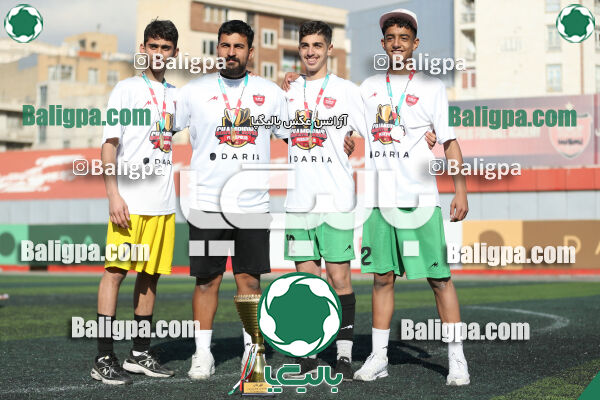 پرسپولیس 2–2 پیکان