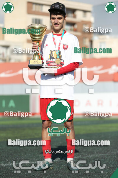 پرسپولیس 2–2 پیکان