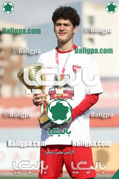 پرسپولیس 2–2 پیکان