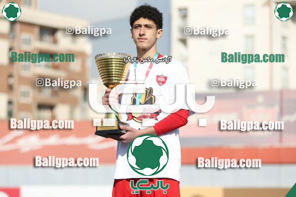 پرسپولیس 2–2 پیکان