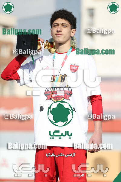 پرسپولیس 2–2 پیکان