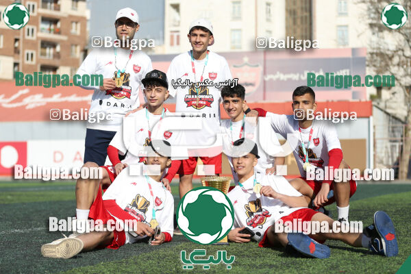 پرسپولیس 2–2 پیکان