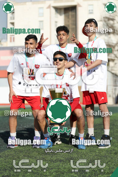 پرسپولیس 2–2 پیکان