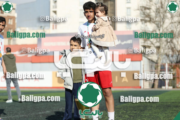 پرسپولیس 2–2 پیکان