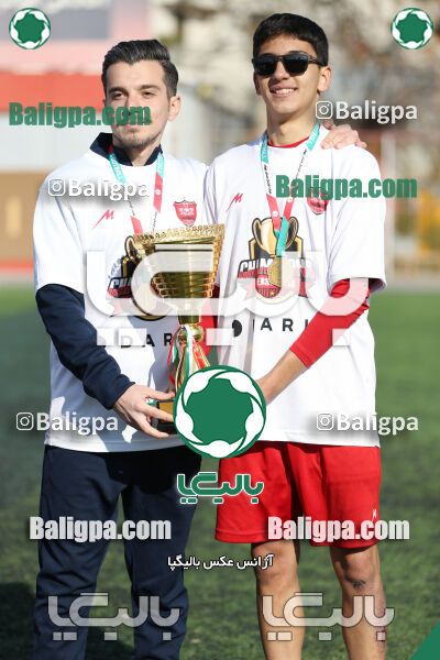 پرسپولیس 2–2 پیکان