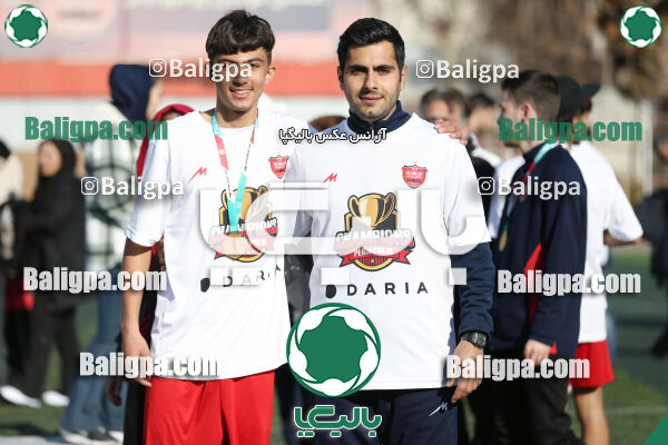پرسپولیس 2–2 پیکان
