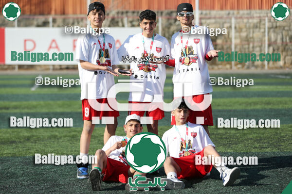 پرسپولیس 2–2 پیکان