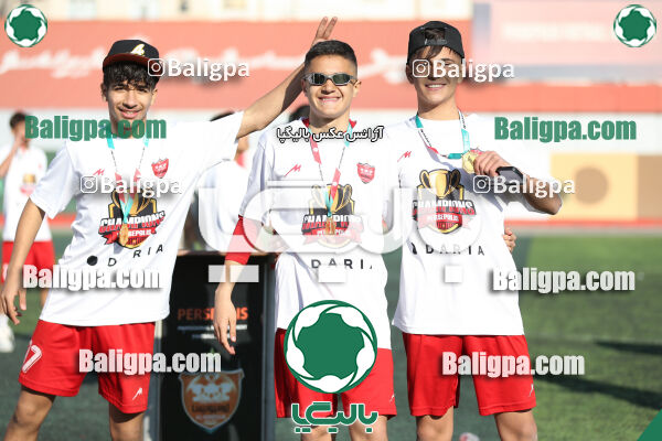 پرسپولیس 2–2 پیکان