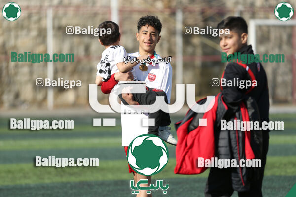 پرسپولیس 2–2 پیکان