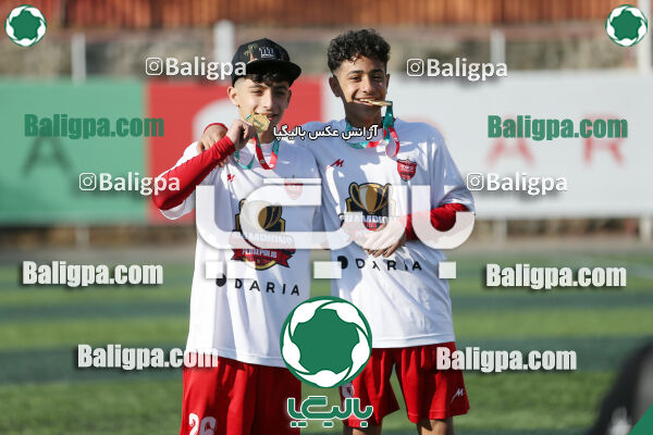 پرسپولیس 2–2 پیکان