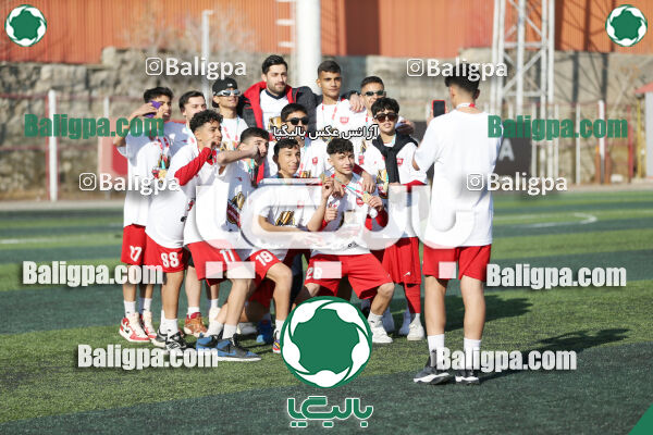 پرسپولیس 2–2 پیکان