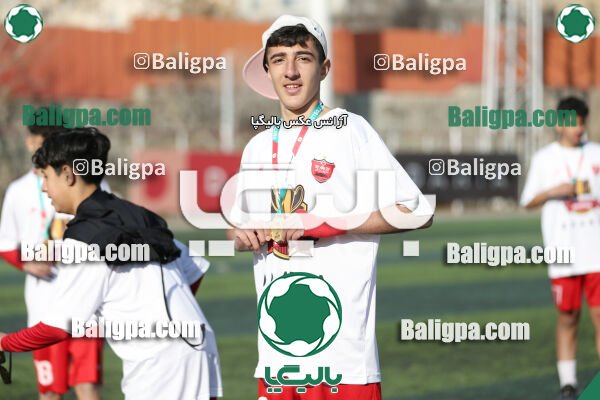 پرسپولیس 2–2 پیکان