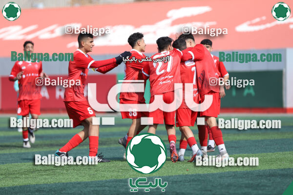 پرسپولیس 2–2 پیکان