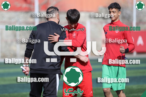 پرسپولیس 2–2 پیکان