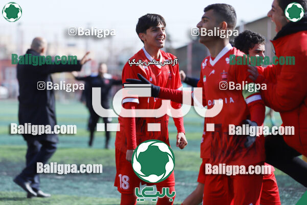 پرسپولیس 2–2 پیکان
