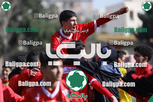 پرسپولیس 2–2 پیکان